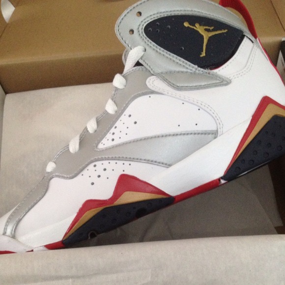 Jordan Vii Olympics size 5 youth