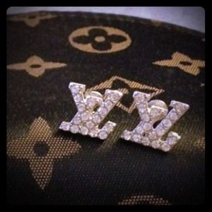 Lv clear earrings