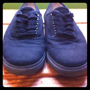 Mossimo black lace shoe