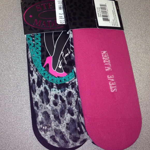 Steve madden 2 ok animal and a solid color