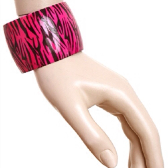 New! Zebra print bangle - Picture 2 of 2