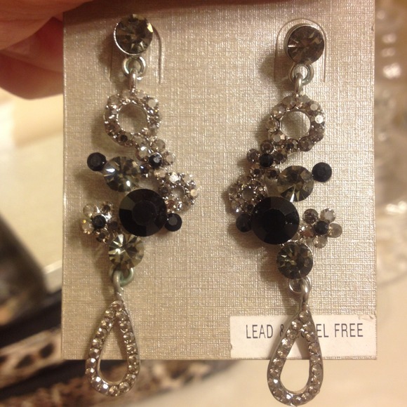 🔴Reduced🔴Fashion earrings - Picture 1 of 2