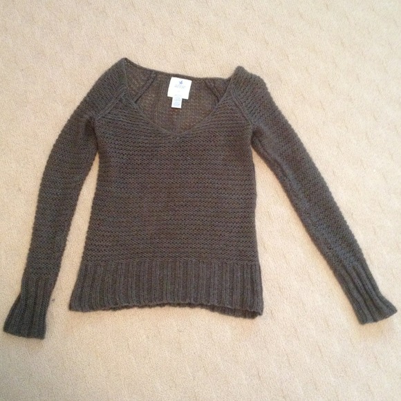 American eagle (aerie) off the shoulder sweater