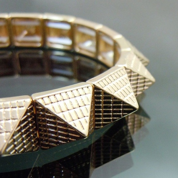 Spike - Picture 3 of 4