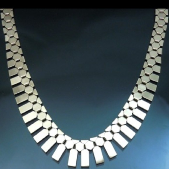 SOLD!! Geometric Necklace - Picture 3 of 4