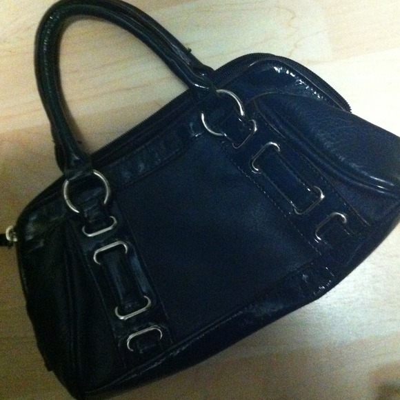 SOLD!!!! REDUCED!😍Cute little purse! - Picture 2 of 3