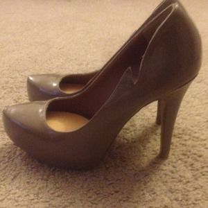 Reserved for Italy! Sexy beige shoes