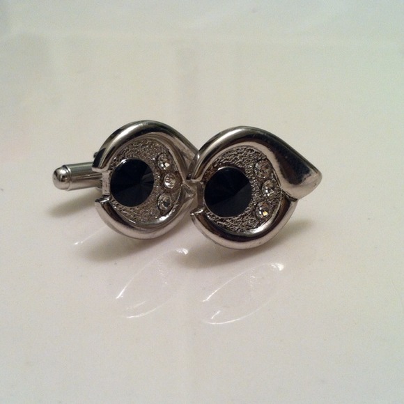 CuffLinks- - Picture 2 of 3