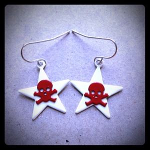 Skull earrings