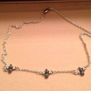 Bee necklace