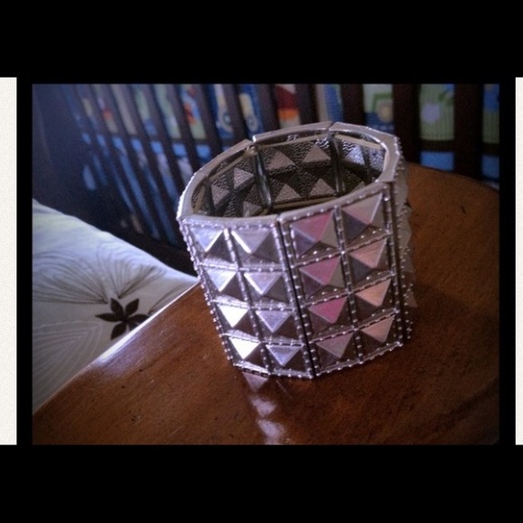 Bracelets bundle @zebraluvr1804