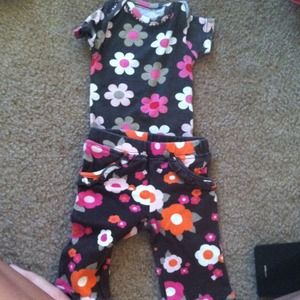 Newborn flower outfit