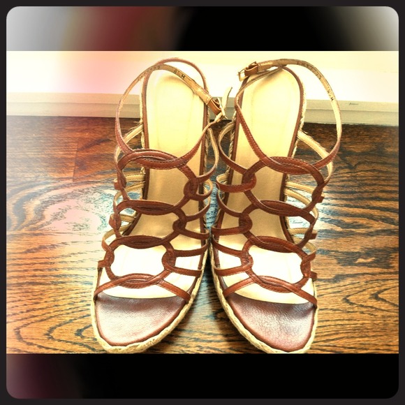 Stuart Weizmann wedges in brown