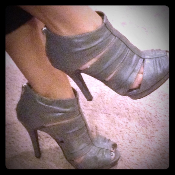 Cement grey heels