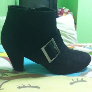 Black boots with 2.5 inch heels