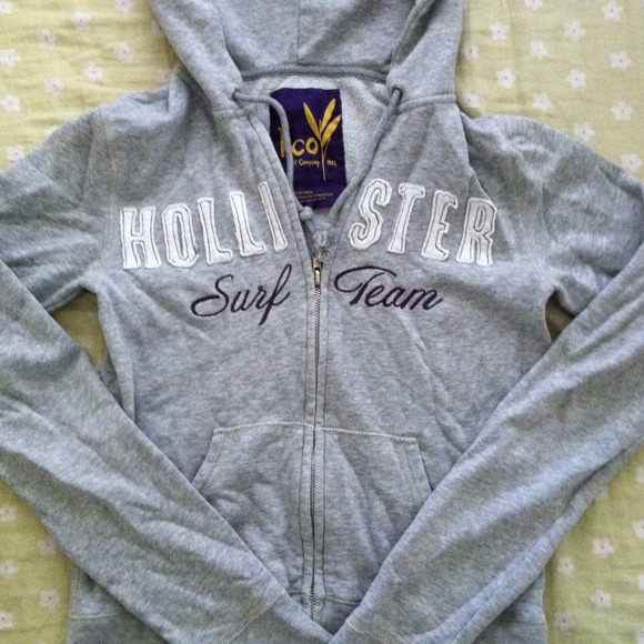 ❌TRADED❌ Grey Hollister zip-up hoodie