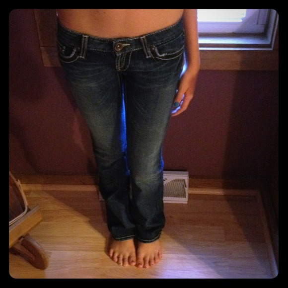 Buckle Stella denim boot cuts