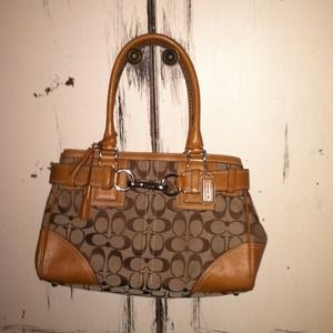 *REDUCED * Coach Purse