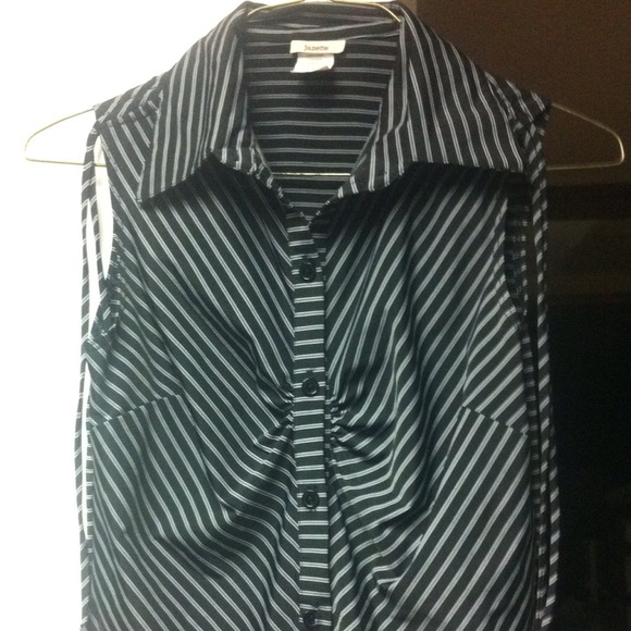 Small stripe top- never fade item☝👀