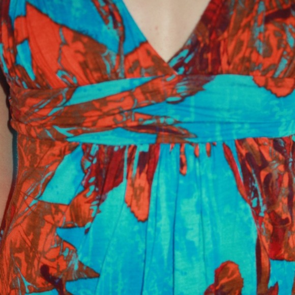 V front X back summer top - Picture 2 of 3