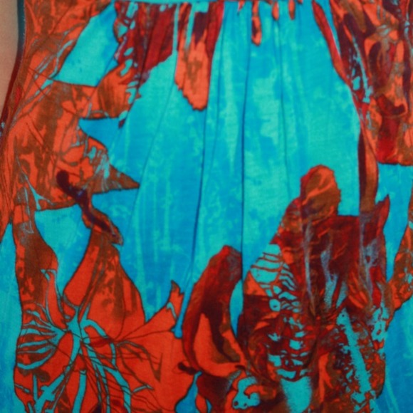 V front X back summer top - Picture 3 of 3