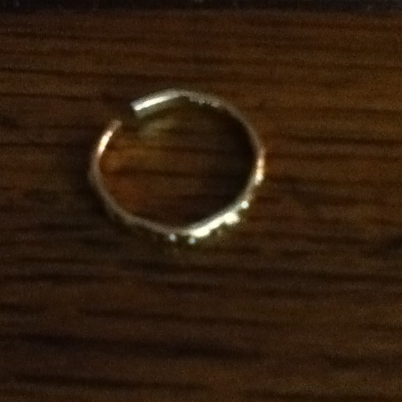 Ring - Picture 2 of 3