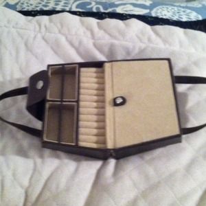 Reserved for anafasionista!! jewelry box! And top!