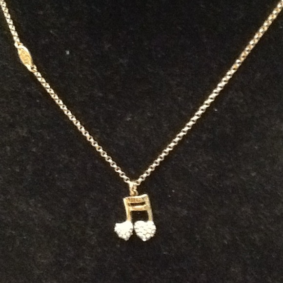 Juicy Necklace - Picture 2 of 2