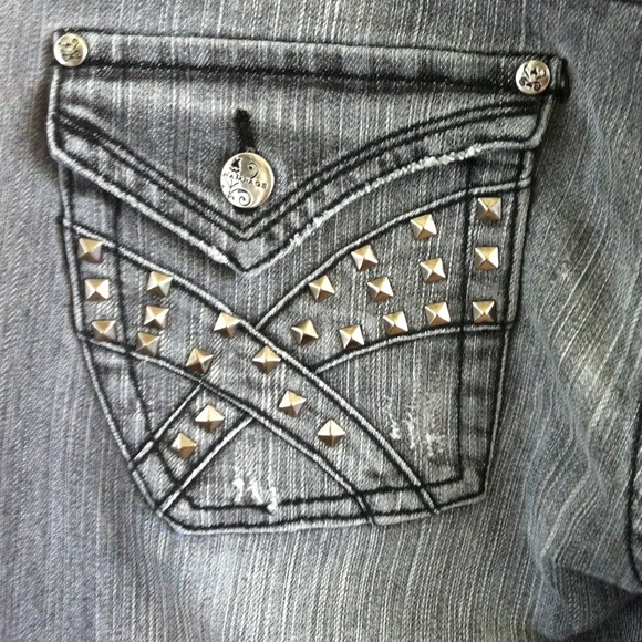 Donated - Picture 3 of 4