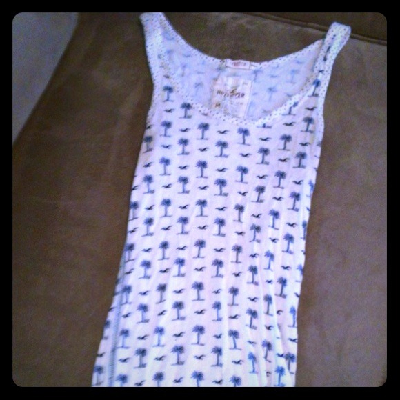 HCo tank with navy palm trees