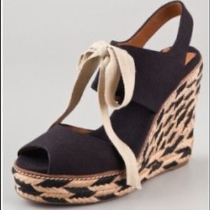 💋reserved for jessismith82 with H of H necklace