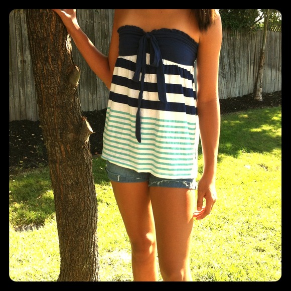 REDUCED!(: Strapless shirt