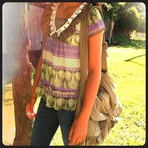 Ruffled pattern blouse