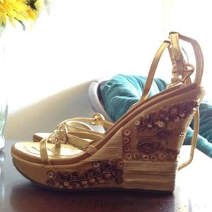 Bundle: Camel Pumps & Gold Glitter Wedge Size 6