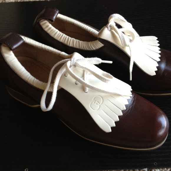 Gucci Authentic Two-Tone Leather Golf Shoes 6.5