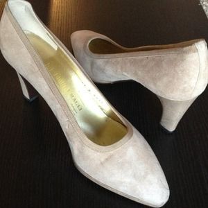 Resvd** Bruno Magli New Suede Pumps 7.5