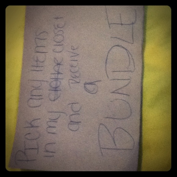 Bundle - Picture 1 of 1