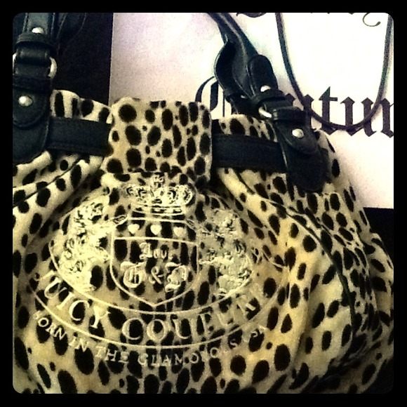 RESERVED!! Bundle juicy bag & coach for @chelle