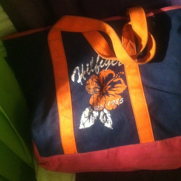 Tommy hilfiger beach tote