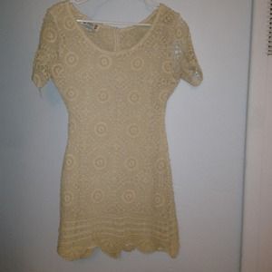 Short croshay beige dress