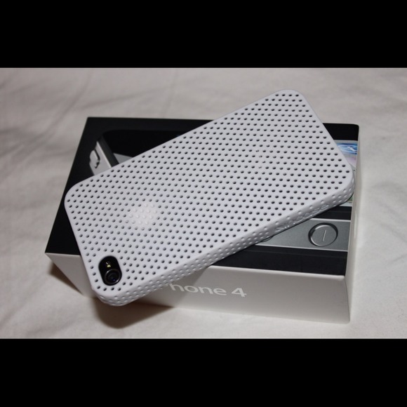 White iphone 4/4S case. One of the best - Picture 3 of 3
