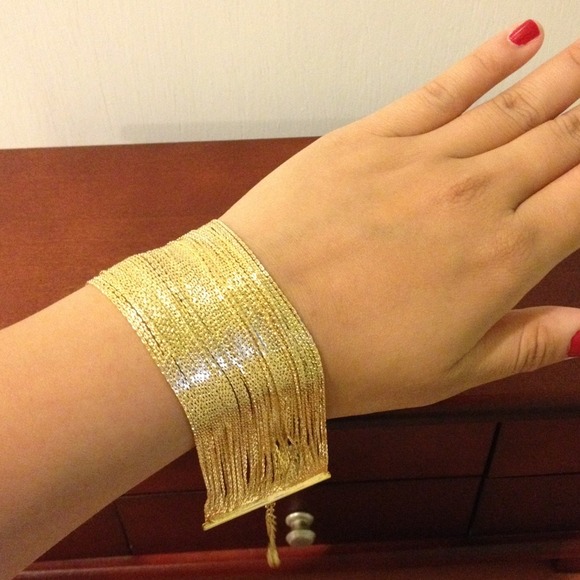 Gold strand chain bracelet - Picture 4 of 4