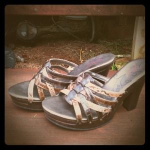 Snakeskin strap sandals size 7.5