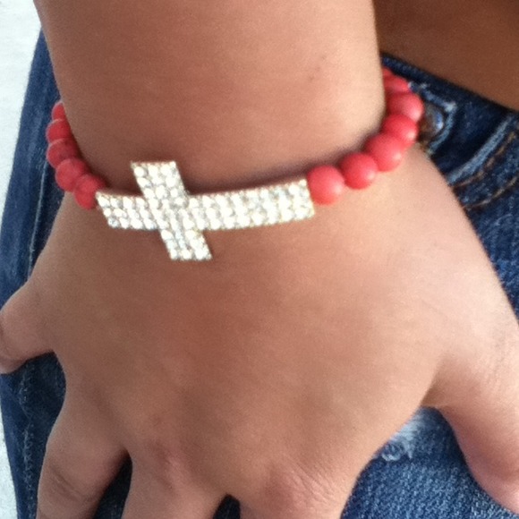 NEW- stone side  cross bracelet