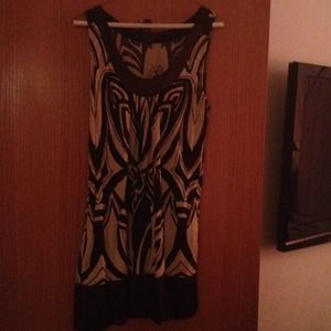 Brown and cream short dress. So pretty on.