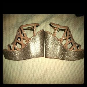 Steve madden glitter wedges!