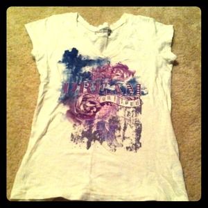 'Dream Out Loud' shirt.