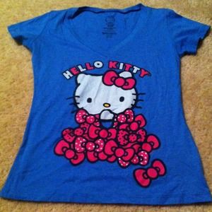 Hello Kitty with pink bows.