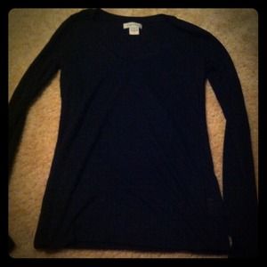 Kirra brand, long-sleeve top.