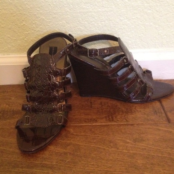 Bundle: Steven wedges and white Naturalizer sandal